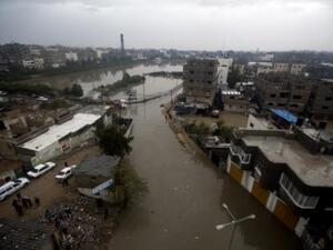 مياه الامطار تغرق الشوراع في مدينة غزة/أ.ف.ب