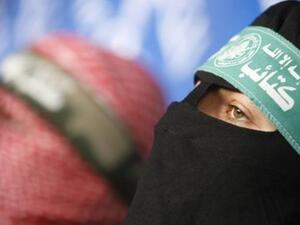 ناشط في كتائب عز الدين القسام، الجناح العسكري لحركة المقاومة الاسلامية حماس
