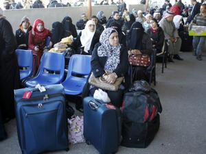 فتح معبر رفح البري بين شبه جزيرة سيناء وقطاع غزة 3 أيام