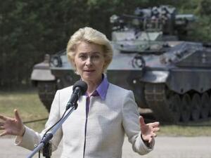 وزيرة الدفاع الالمانية اورسولا فون دير لاين
