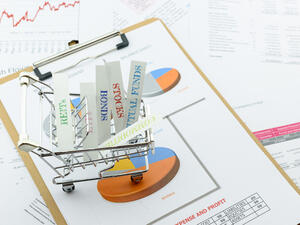 حيازة قطر من سندات الخزانة الأمريكية تكون قد تراجعت خلال شهر أغسطس بنسبة 57 في المائة (270 مليون دولار)