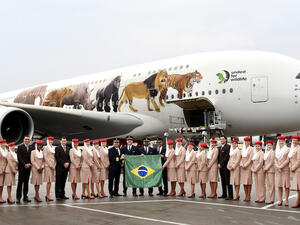 طيران الإمارات