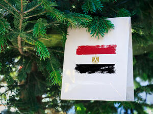 الكريسماس والدولار يشعلان أسعار الملابس والأحذية في مصر 