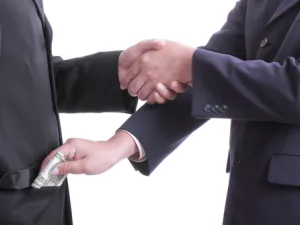 احتلت دولة الإمارات المرتبة الأولى عربيا والمركز 25 عالميا، وجاءت قطر الثانية عربيا والمركز 26 عالميا، والثالث عربيا لكل من البحرين والأردن والمملكة العربية السعودية، واشتركوا جميعا في المركز 55 عالميا