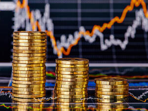 أبوظبي كانت قد أصدرت سندات مقيمة باليورو بقيمة ما يعادل 1.5 مليار دولار عام 2009 وتستحق عام 2019.