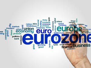 رغم التراجع الطفيف في الخدمات بمؤشرات منطقة اليورو، فإن قطاع الخدمات في ألمانيا، أقوى الدول اقتصاديا في منطقة اليورو وأوروبا، شهد نشاطا قويا