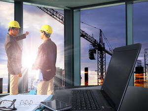 وجود الشركات العالمية المتميزة في مجال الخدمات الهندسية والاستشارية، سيوجد كفاءات وطنية مميزة تكتسب الخبرة من بيوت الخبرة الرائدة إضافة إلى تقليل التكلفة المالية للتعاقدات الهندسية