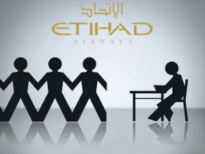 تعتزم الشركة إطلاق برامج جديدة متخصصة في الشؤون الحكومية، والتخطيط لشبكات الوجهات، والمنشآت واللوجستيات بهدف تنويع فرص العمل والتدريب التي توفرها للمواطنين الإماراتيين في جوانب العمل كافة بقطاع الطيران