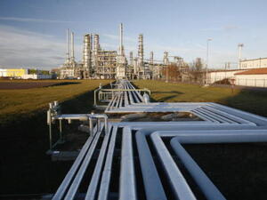 Uganda, South Sudan and Kenya "possibly" within this year will create a joint company to construct and maintain the oil pipeline