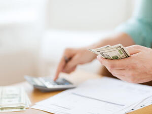 الادخار هو بداية المشوار لتحقيق الاستقلال المالي والثروة