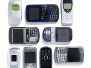 People in the UAE are spending more time on smart phones and less on computers