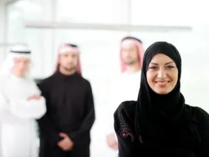 النماذج الناجحة للنساء في قيادة مؤسسات استثمارية تجعلنا ندرك أن إنجازات المرأة العربية والخليجية على صعيد تعزيز مهارات العمل في القطاع الخاص وتأسيس كيانات استثمارية، ستساهم ولا شك في دفع عجلة التنمية الاقتصادية