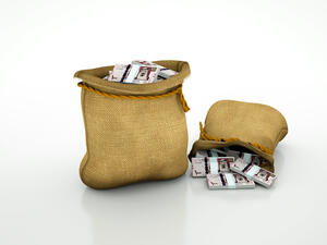 العاهل السعودي يخصص 100 مليار ريال لصندوق الاستثمارات العامة