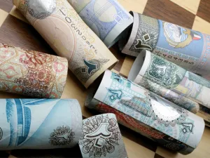 تعتبر منطقة الخليج بمنزلة “الملاذ الآمن” للاستثمارات في منطقة تعصف بها الأزمات الاقتصادية والسياسية