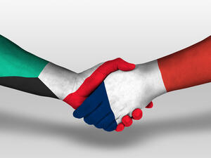 حجم التبادل التجاري بين البلدين وصل نحو 6.5 مليارات دينار (21.4 مليار دولار)