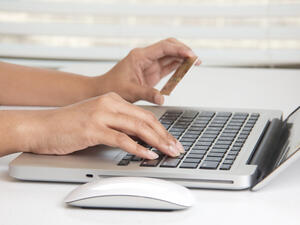 الربط الائتماني الخليجي سيبدأ بين عدد محدود من دول المجلس التي ستكون مستعدة تماما للربط، وبشكل تدريجي أي على مراحل إلى أن يكتمل الربط مع بقية الدول