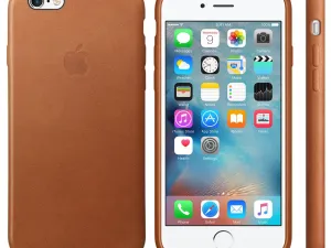 قدّمت الشركة نوعين مختلفين من أغلفة الحماية الخلفية الجديدة والخاصة بهاتفي iPhone 6s و iPhone 6s Plus، النوع الأول مصنوع من الجلد Leather Case، وهو متوفّر بخمسة ألوان مختلفة وهي الأزرق الليلي، البني الفاقع، البيج، البني، والأسود، وهو مصنوع من الجلد الأوروبي وحُفِر عليه شعار شركة آبل