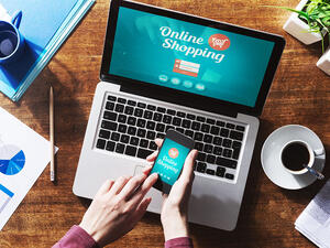 تظهر علامة الدردشة خلال التسوق في العديد من المواقع، وعادة ما يتم تجاهلها من قبل المتسوقين