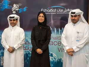 يعد سهيل واحد من ثمرة تعاون بين الشركة القطرية للأقمار الصناعية وشركة يوتيل سات الفرنسية اللتان ستوفران خدمات البث التلفزيوني على مدار الساعة ومن بينها البث بصيغة ثلاثية الابعاد