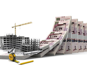 الدولة مهتمة بالقطاع نظرا لإسهامه في الناتج المحلي والإجمالي، عن طريق التنمية، بإنشاء المباني والموانئ ورصف الطرق 