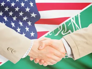الشركات السعودية العائلية تفضل العمل أو الشراكة مع الشركات العائلية الأمريكية، لأنها شبيهه التعامل لها وسريعة التواصل