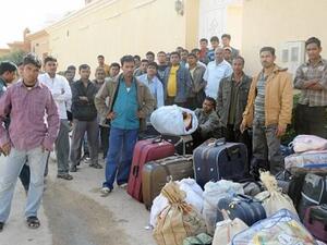 “وزارة العمل ” أصدرت مؤخراً لائحة جديدة تشترط بقاء العمالة الوافدة بسنوات الخبرة والمهارة