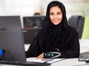 هيئة الربط الكهربائي الخليجي وظفت عددا كبيرا من أبناء الخليج العربي في تخصصات متنوعة، وقامت بتوفير مواقع مكتبية مخصصة للنساء بكامل الخصوصية