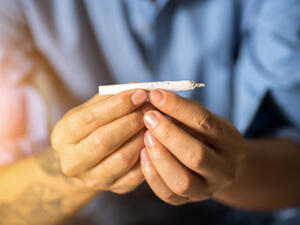 تورط رؤوس كبيرة بمخالفات مصانع الدخان في الأردن