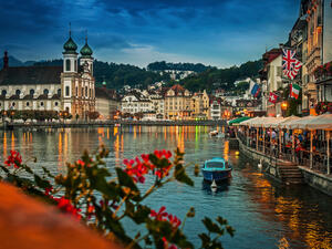 سويسرا تفقد لقب البلد الأغنى في العالم