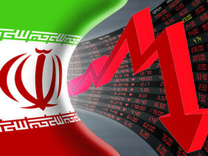 العملة الإيرانية تستمر في الانهيار مع اقتراب العقوبات 