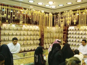 ضعف الطلب على الذهب ليس في السعودية فقط بل الطلب العالمي على الذهب انخفض بنحو 12 في المائة