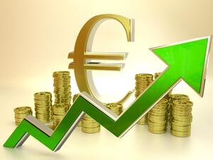 ارتفع سعر صرف اليورو، عقب فوز إيمانويل ماكرون المؤيد للاتحاد الأوربي في الانتخابات الرئاسية الفرنسية