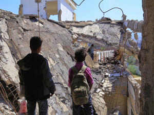 الحرب تكبد الاقتصاد اليمني خسائر تصل إلى 50 مليار دولار 