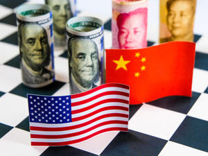 ترامب قد يمدد مهلة رفع رسوم الواردات الصينية 60 يوماًً