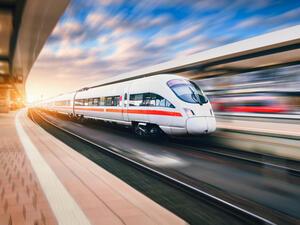 خط سكك حديدية سيربط الامارات بالسعودية بنهاية 2021