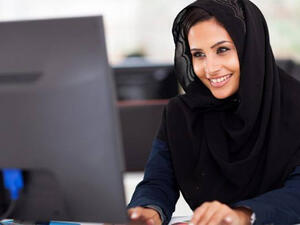 بلغ متوسط الراتب الذي يحصل عليه الموظف في الإمارات نحو 14.600 درهم، (ما يعادل 4000 دولار)، مقابل 3.300 دولار في السعودية