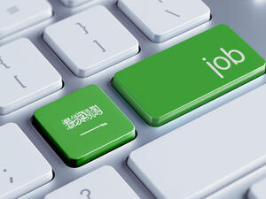 تطبق السلطات السعودية أيضاً رسوماً جديدة وقيوداً على القطاعات لتشجيع توظيف السعوديين