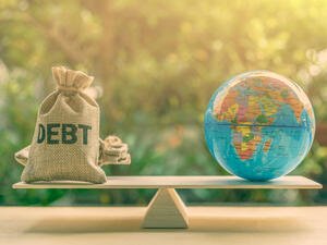 بلغت أصول صندوق الاستثمارات العامة 360 مليار دولار (1.35 تريليون ريال)، تشكل 4.4 في المائة من الثروات السيادية العالمية، ليحتل بها المرتبة العاشرة عالميا بين الصناديق السيادية