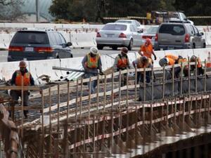 The number of work-related injuries in Egypt dropped by 7 percent in 2011 on the previous year