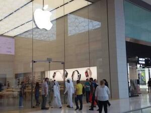 عملاق التقنية آبل يحقق نتائج فصلية هائلة في عامه العاشر