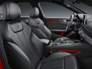 تحصل اودي RS4 2018 على محرك V6 سعة 3 لترات مع شاحن توربيني مزدوج يولد قوة 450 حصان