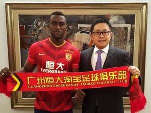 يعتبر المبلغ الذي دفعه نادي مدينة كانتون (جنوب الصين) لقاء خدمات “مارتينيز” هو الاعلى على الاطلاق لاي ناد صيني