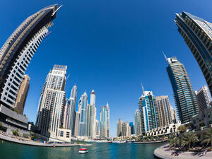 دبي تظل حصينة أمام التحديات التي يواجهها المناخ الاقتصادي الكلي للإمارات