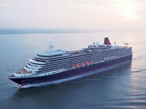 رحلة Cunard Queen Elizabeth رحلة "كونارد كوين إليزابيث" تبدأ من ساوثهامبتون في بريطانيا وترسو في ماديرا، وجزيرة ريونيون، وناميبيا، وكوراكاو. وتكلف أغلى غرفة مساحتها 1,375 قدما مربعا، 194,000 للشخص الواحد
