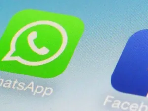 فيسبوك قدمت معلومات مضللة في صفقة واتساب