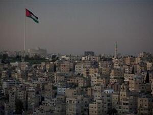 يذكر أن دراسة أعدتها دائرة الاراضي والمساحة وشملت الأعوام الثلاثة الماضية اضافة إلى العام الحالي أظهرت ارتفاعا ملحوظا في بيع الشقق مقارنة مع السنوات الثلاث الماضية