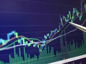 يومان متبقيان لتداولات شهر مايو الذي بلغت متوسط قيم التداولات فيه  679 مليون درهم ، بإنخفاض تجاوزت نسبته 65%