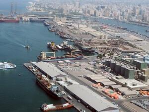 ميناء الشارقة