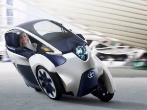 i-Road سيارة مميزة بشكل كبير