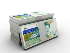 ترى إيران أن الريال تضرر جراء عاملين الأول وهو هبوط النفط العمود الفقري لاقتصاد إيران والثاني احتمال استمرار العقوبات التي تقيد تعاملات إيران التجارية لعدة أشهر مقبلة
